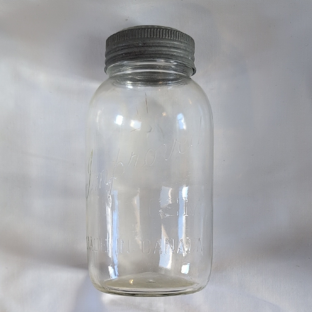 Vintage Mason Jar With Lid